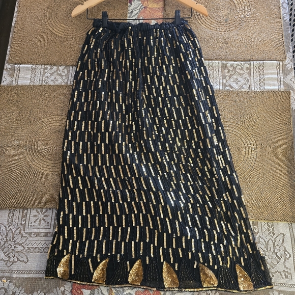 Women's Vintage Sequin Blouse and Skirt Size Medium - Picture 7 of 9
